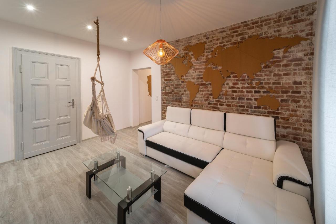 Around The World Vision Apartment - Centrum أوبولي المظهر الخارجي الصورة